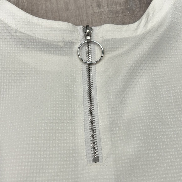 HIRAETH 100% cotton top zipper on back. Size 4 - Picture 3 of 10